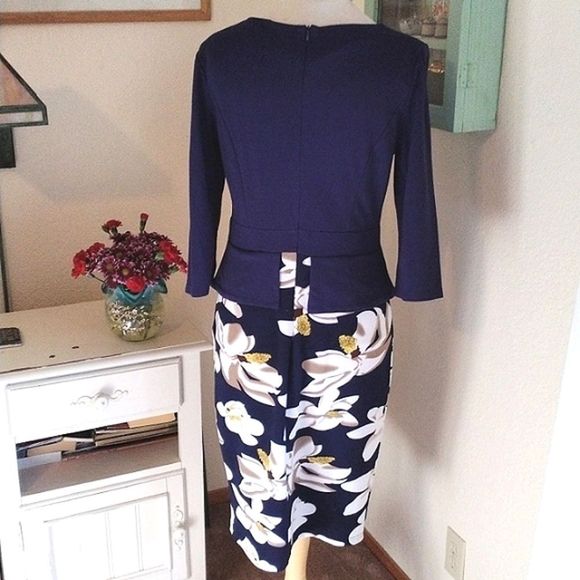 Homeyee Solid and Floral Dress - Picture 6 of 10